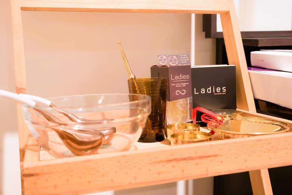 Room amenity
