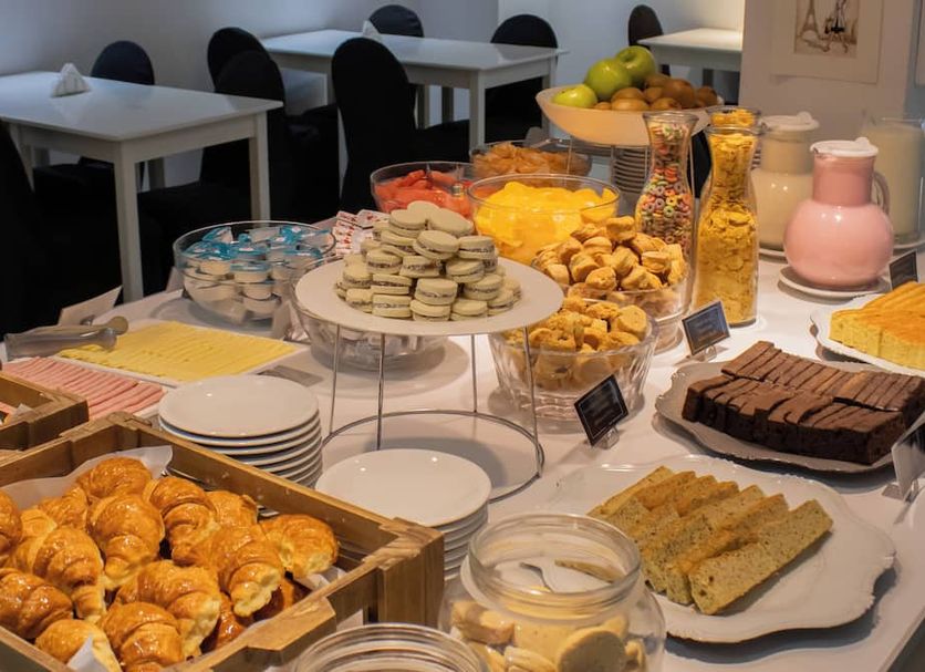 Buffet Photo