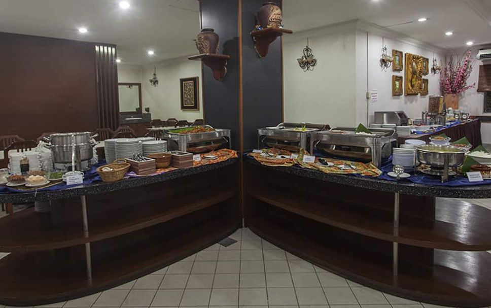 Buffet Photo