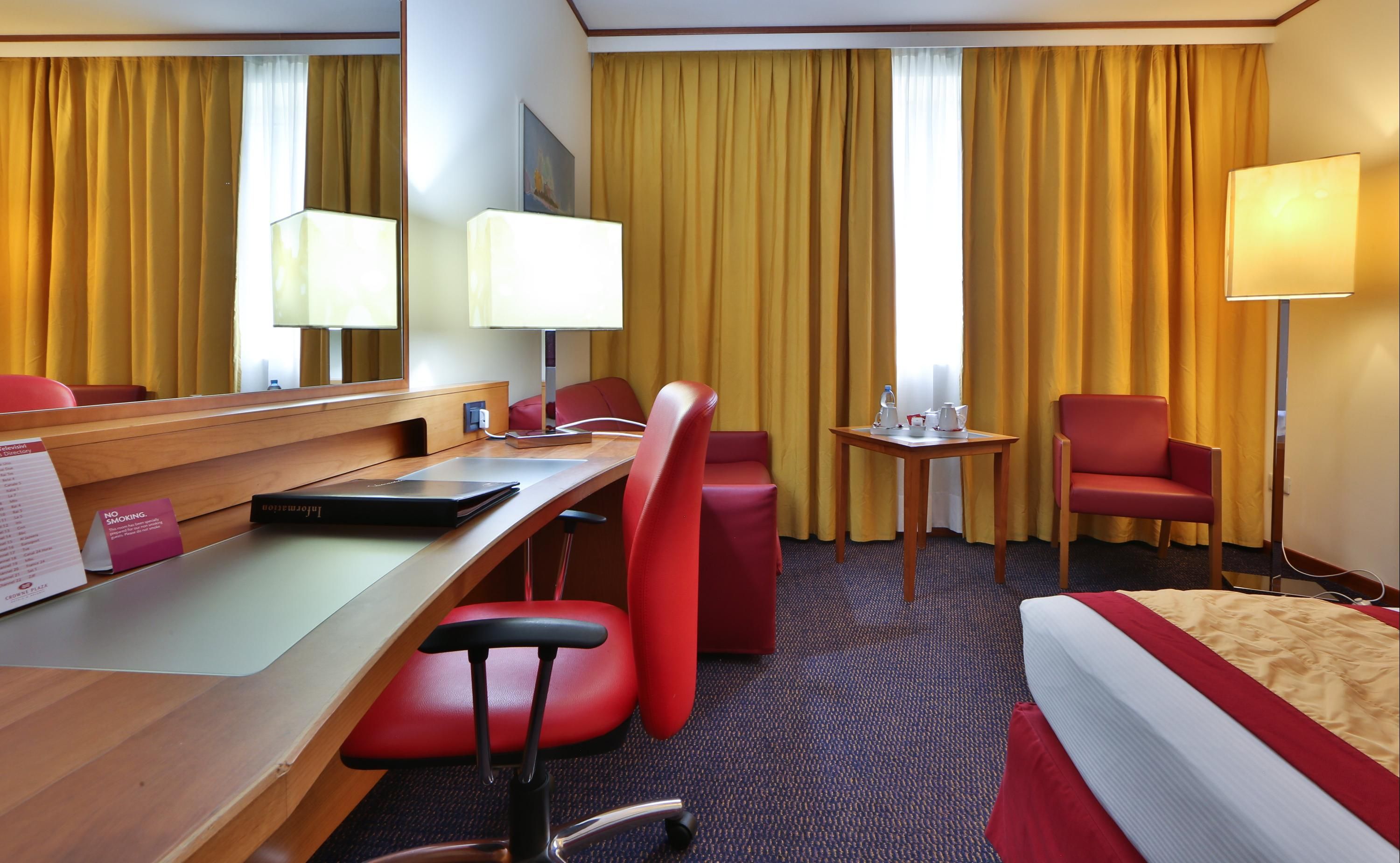 Room amenity