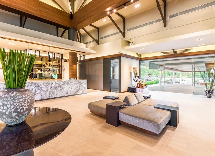 Lobby Photo