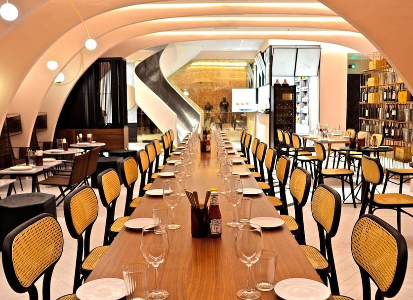 Restaurant Photo