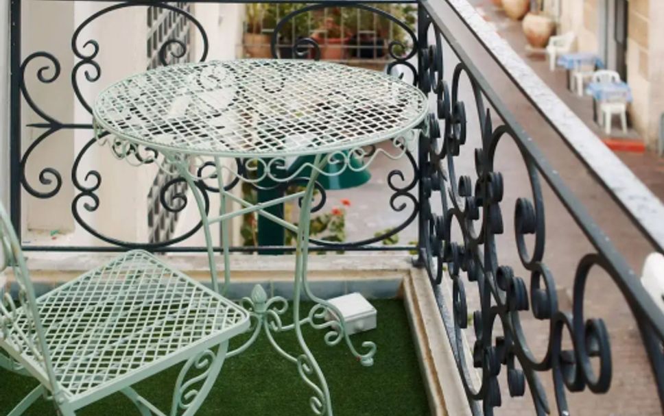Balcony Photo