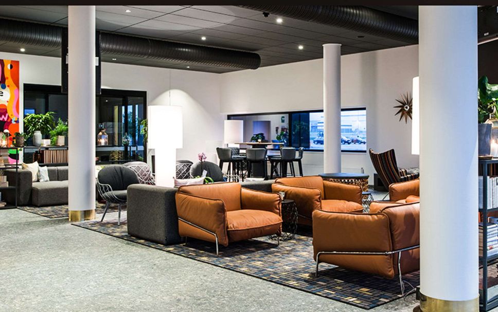 Lobby Photo