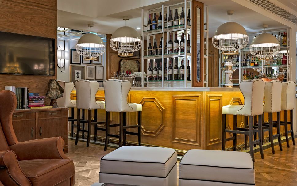 Bar Photo