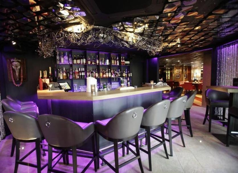 Bar Photo
