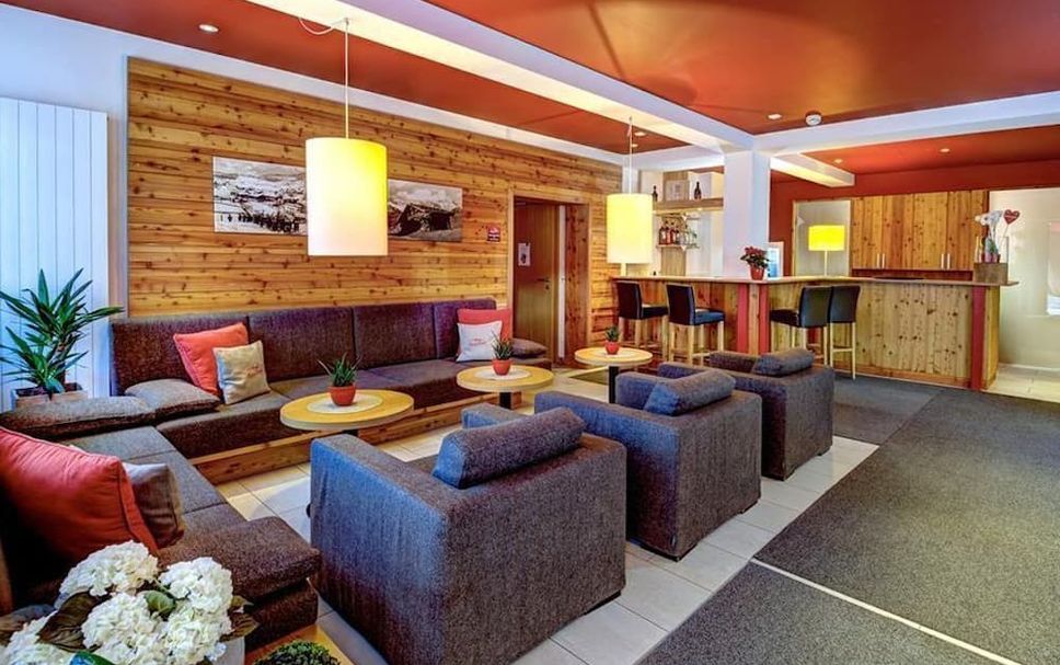 Lounge Photo