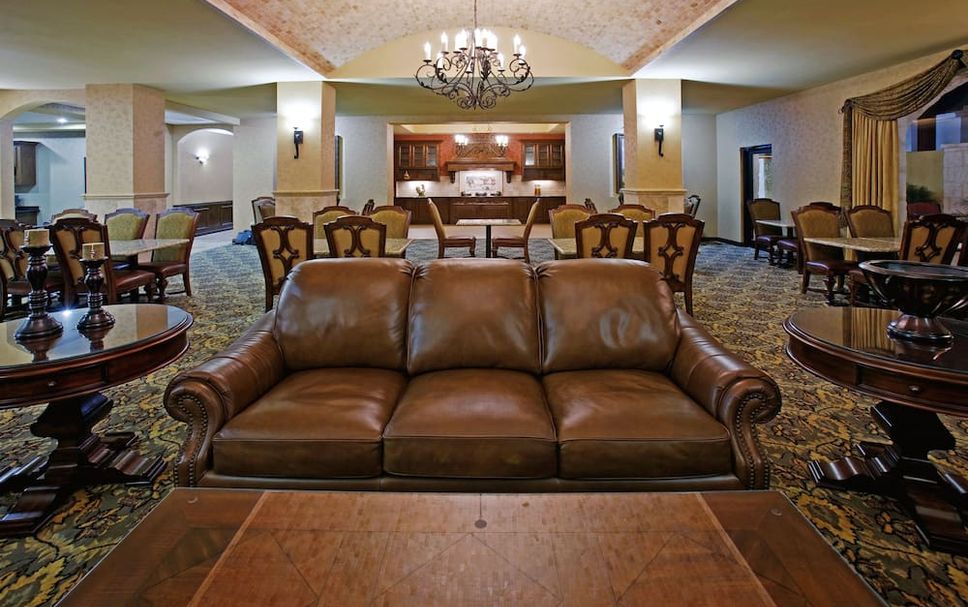 Lounge Photo