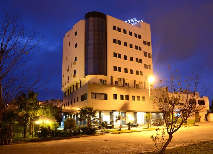 Building Photo