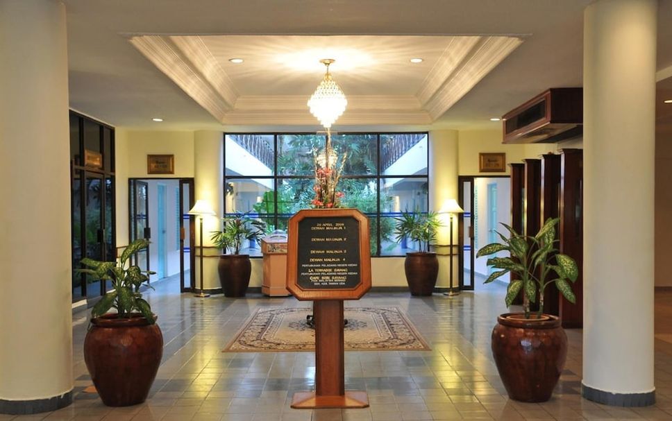 Lobby Photo