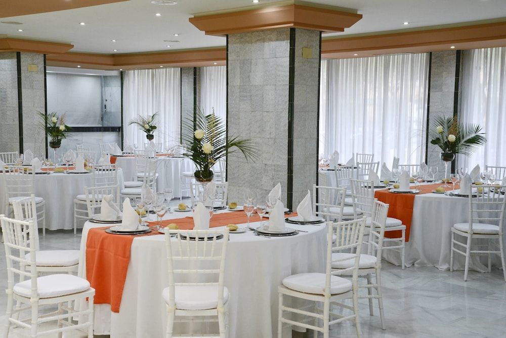 Banquet hall Photo