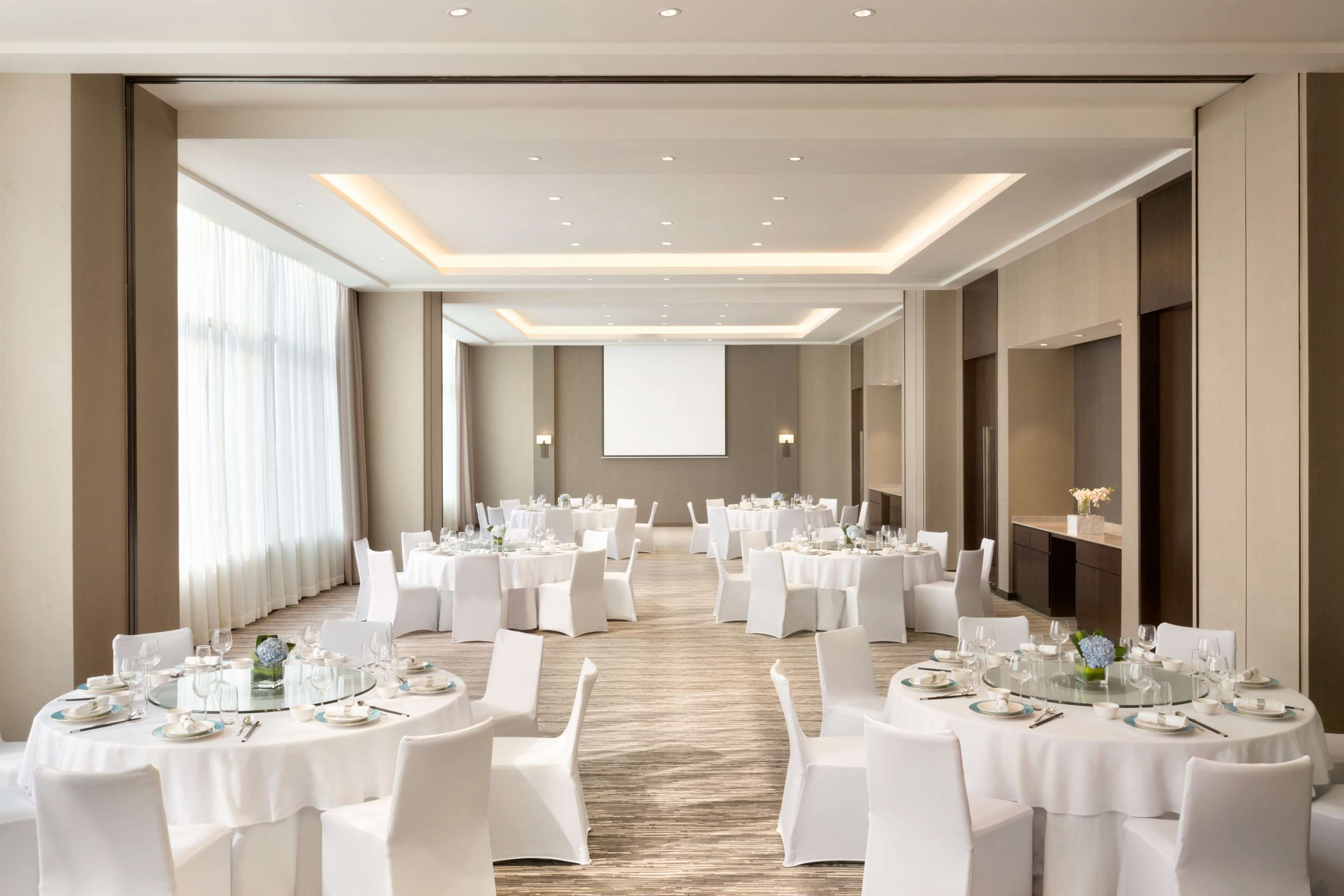 Banquet hall