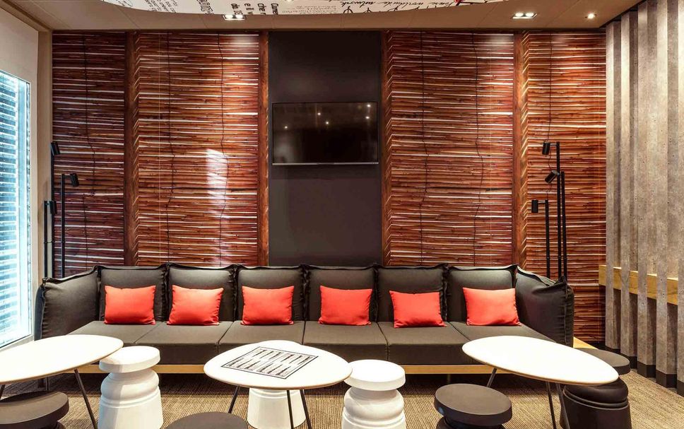 Lounge Photo