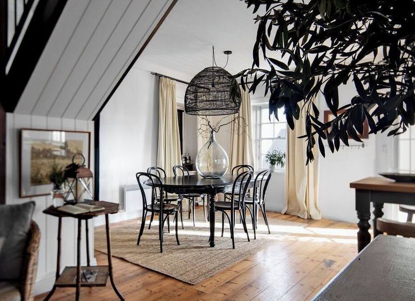 Dining room Photo