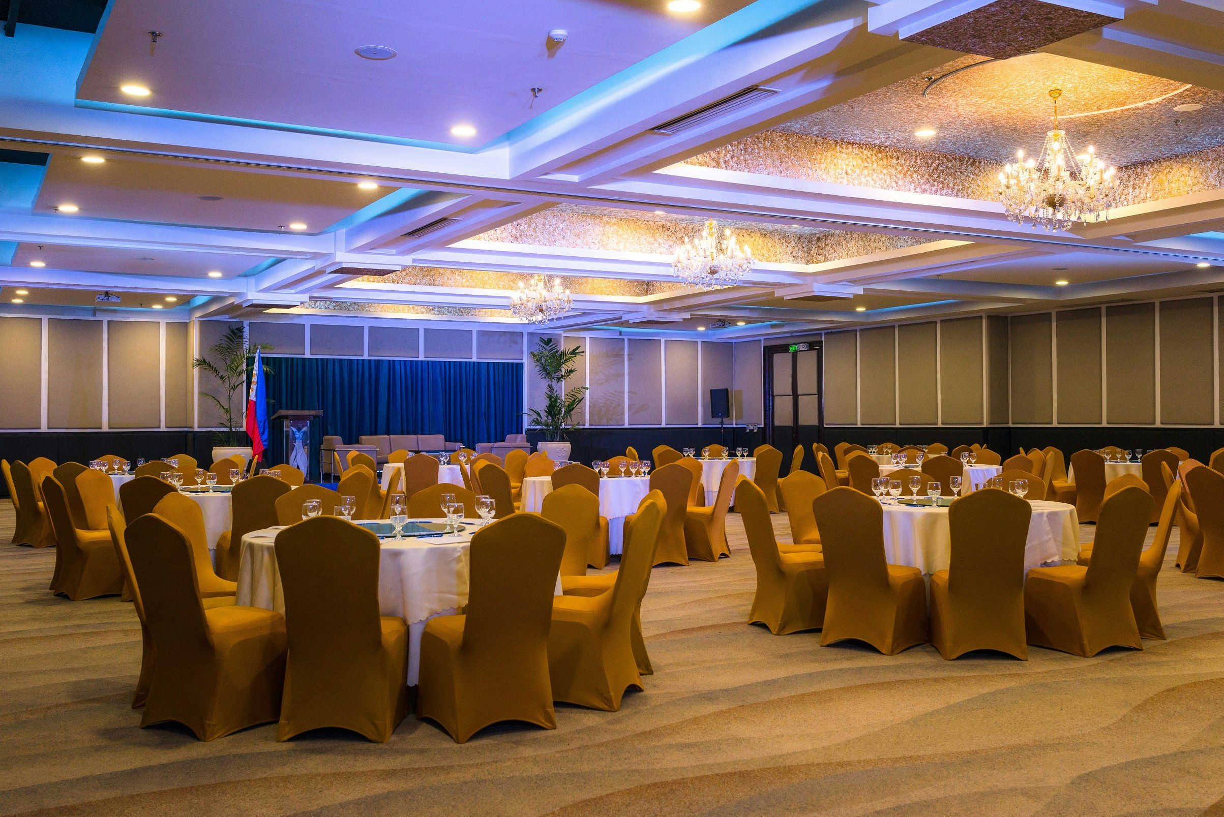 Banquet hall