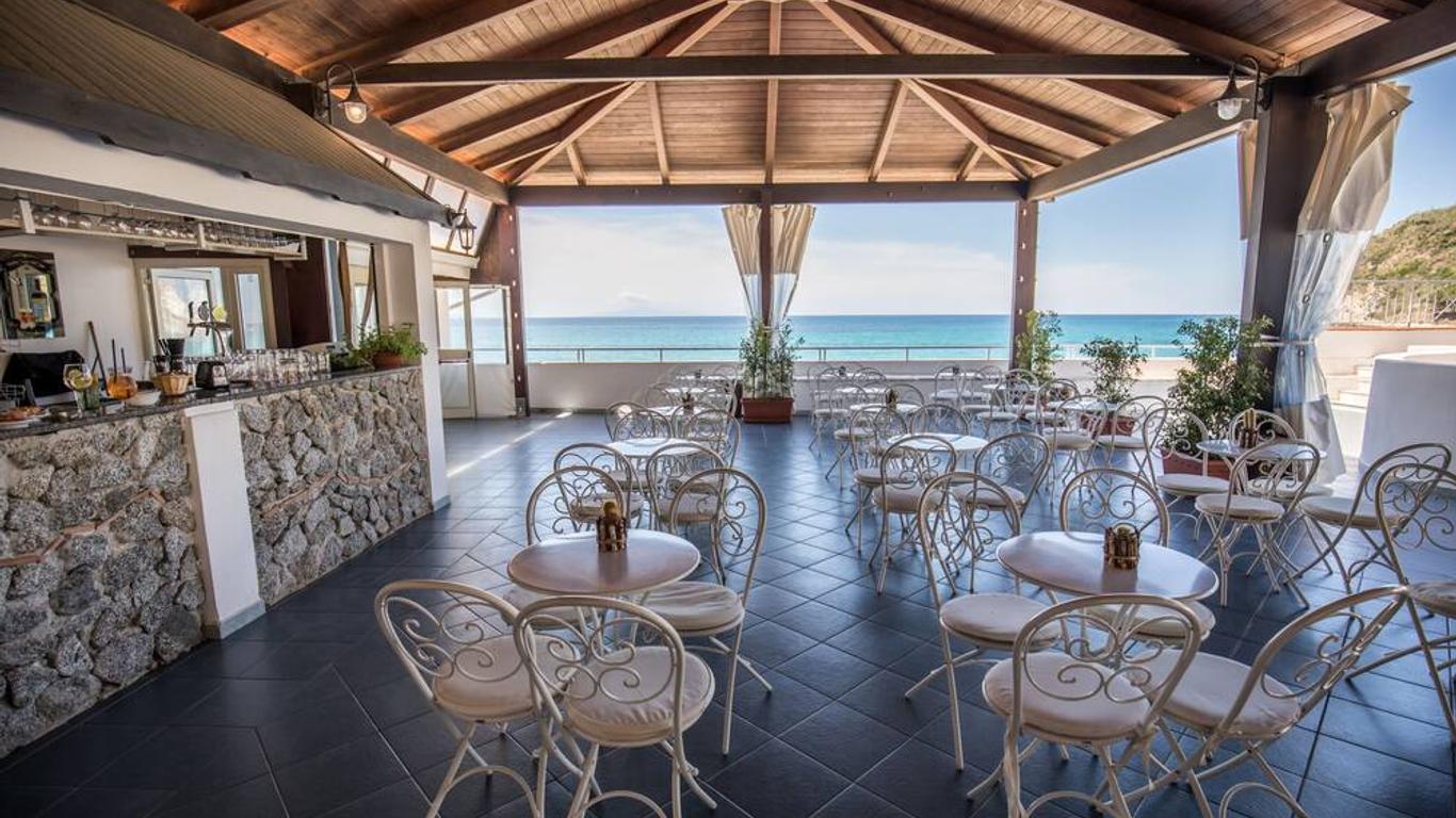 Villaggio Baia D'Ercole