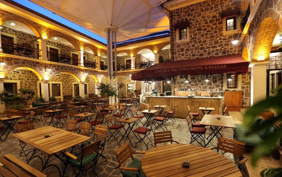 Restaurant Photo