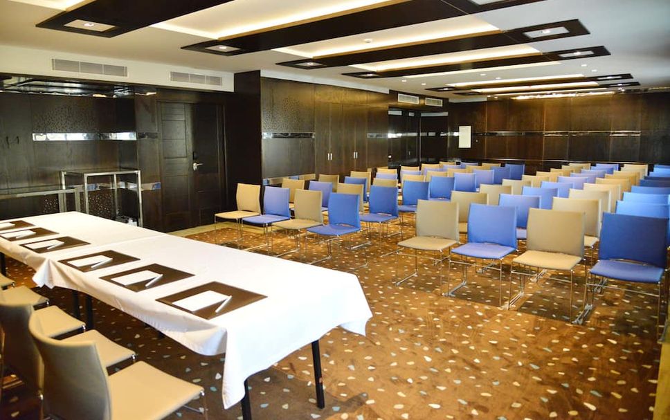 Conference room Photo