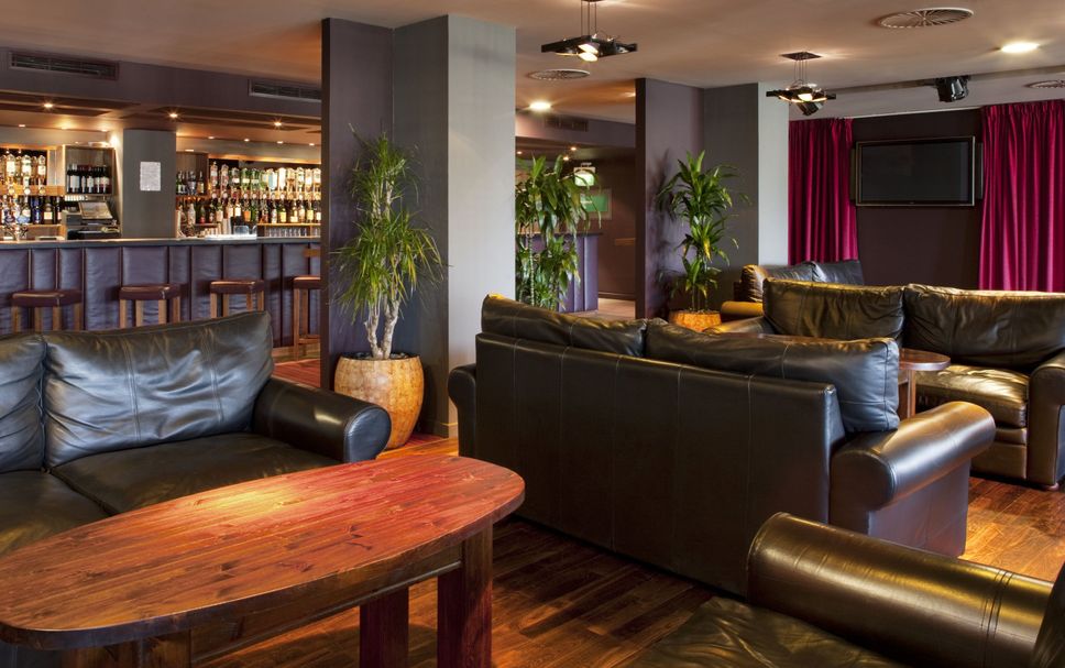 Bar Photo