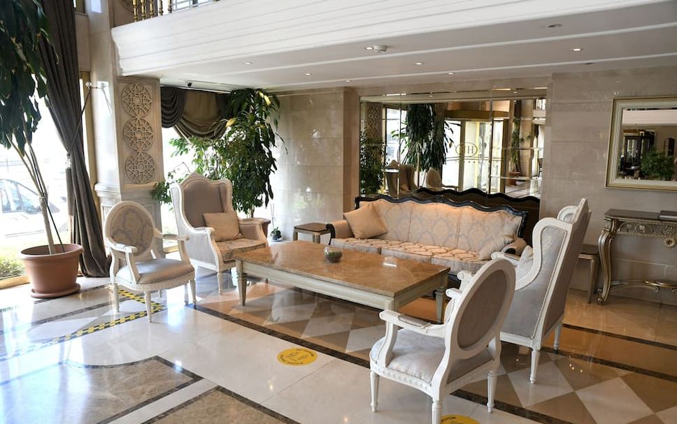 Lobby Photo