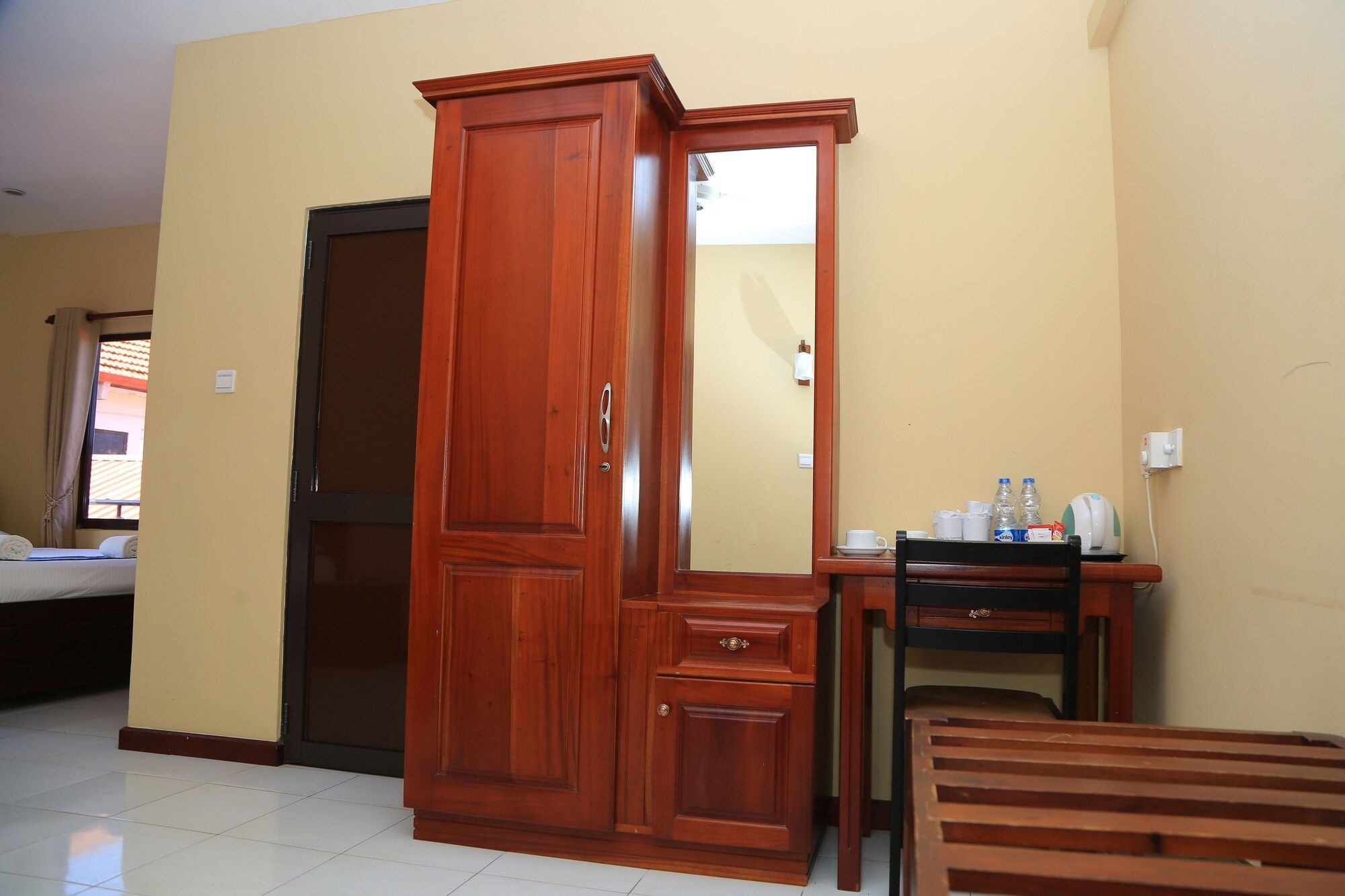 Room amenity