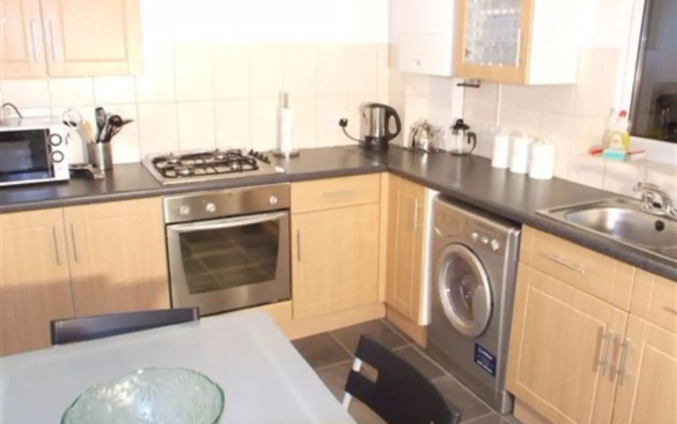 Kitchen Photo