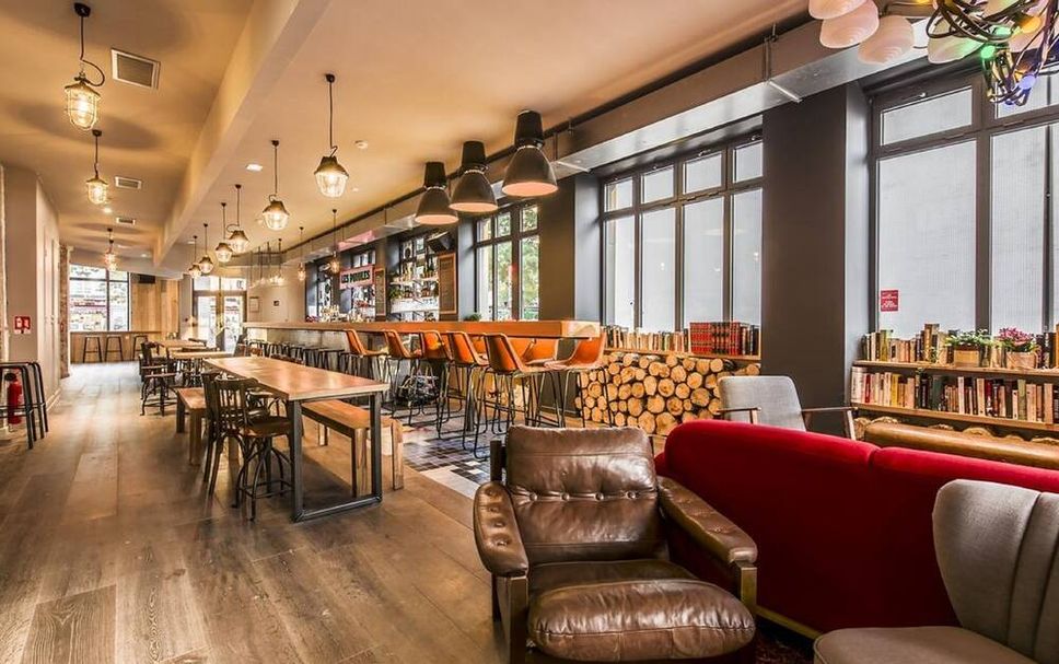 Restaurant Photo
