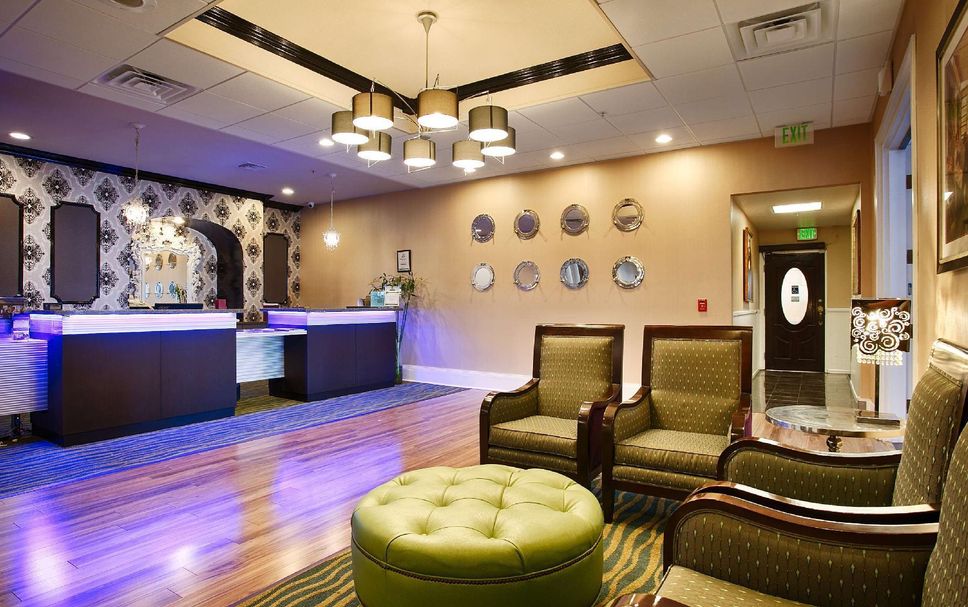 Front desk Photo