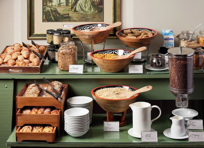 Buffet Photo