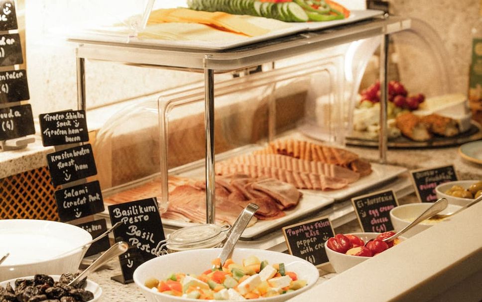 Buffet Photo