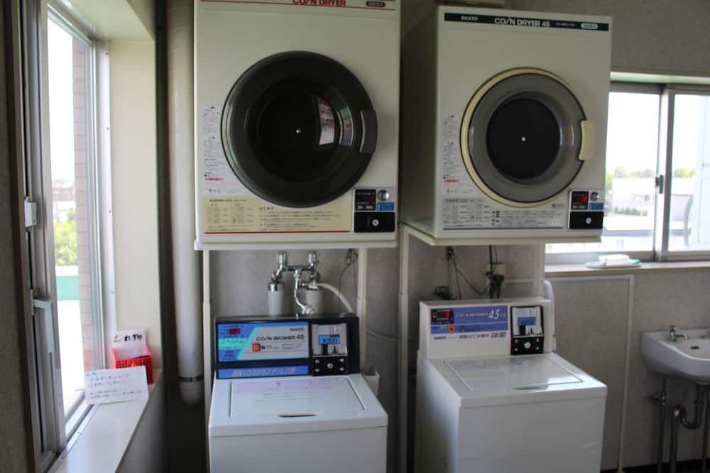 Laundry facility Photo