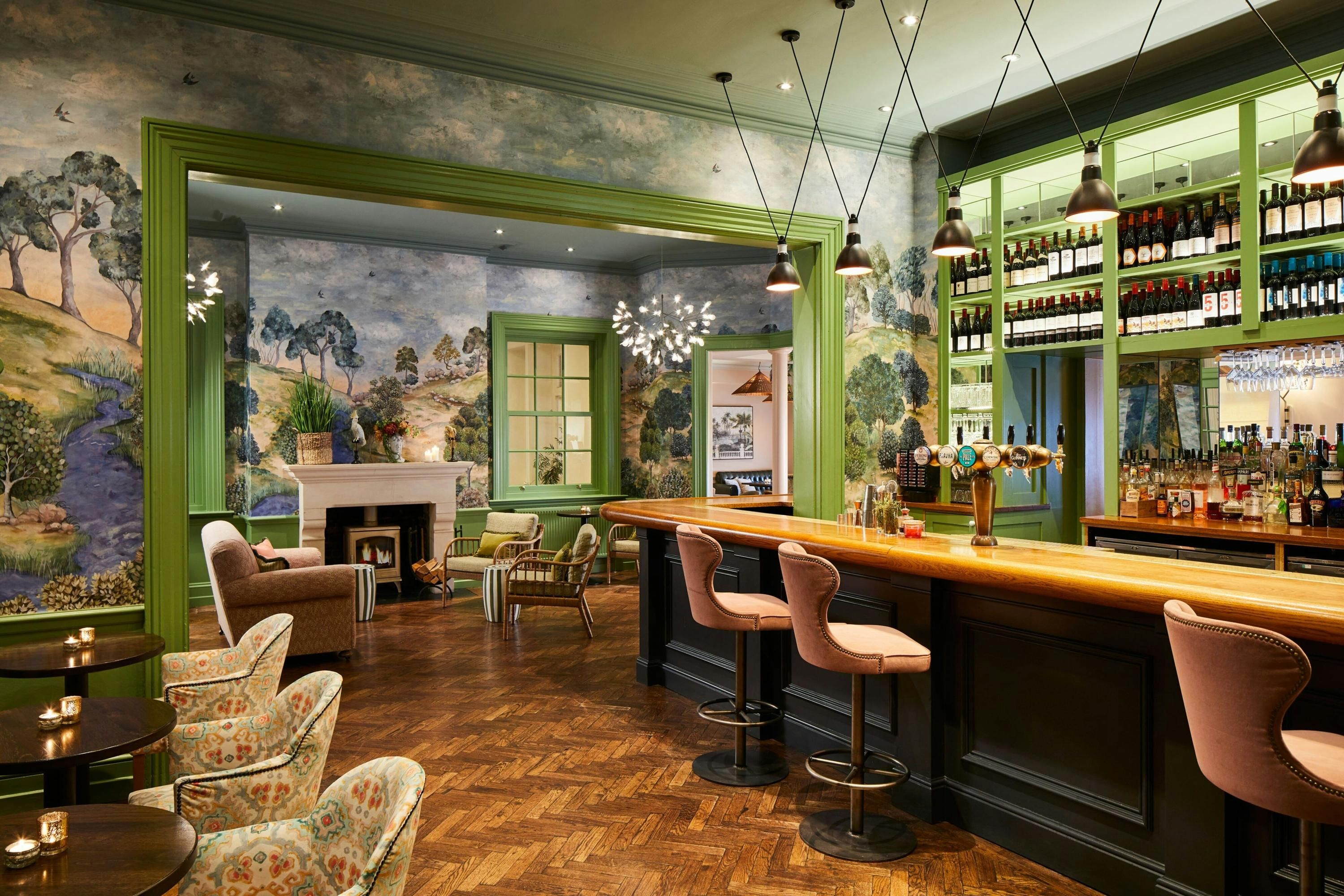 Bar Photo