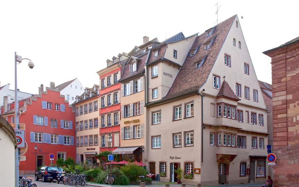 Building Photo