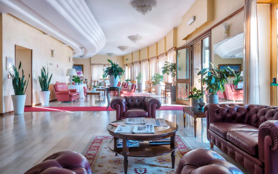 Lobby Photo