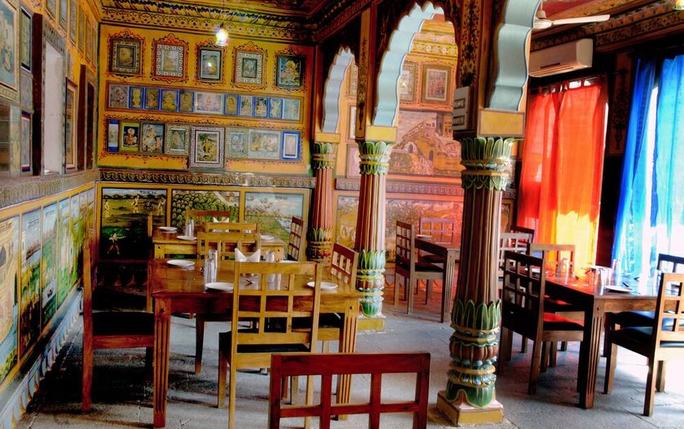 Restaurant Photo
