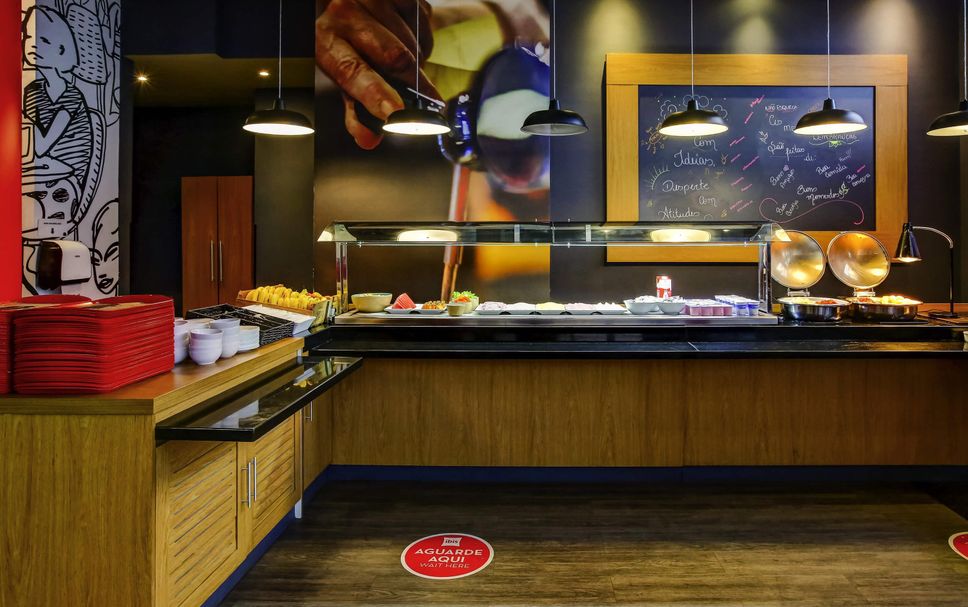 Buffet Photo