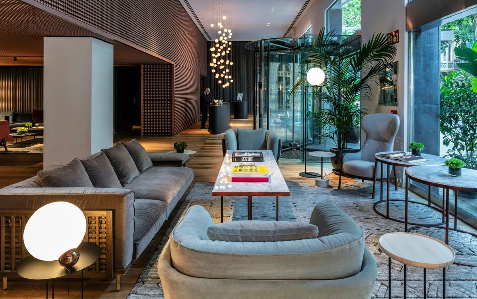 Lounge Photo