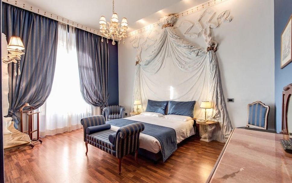 Bedroom Photo