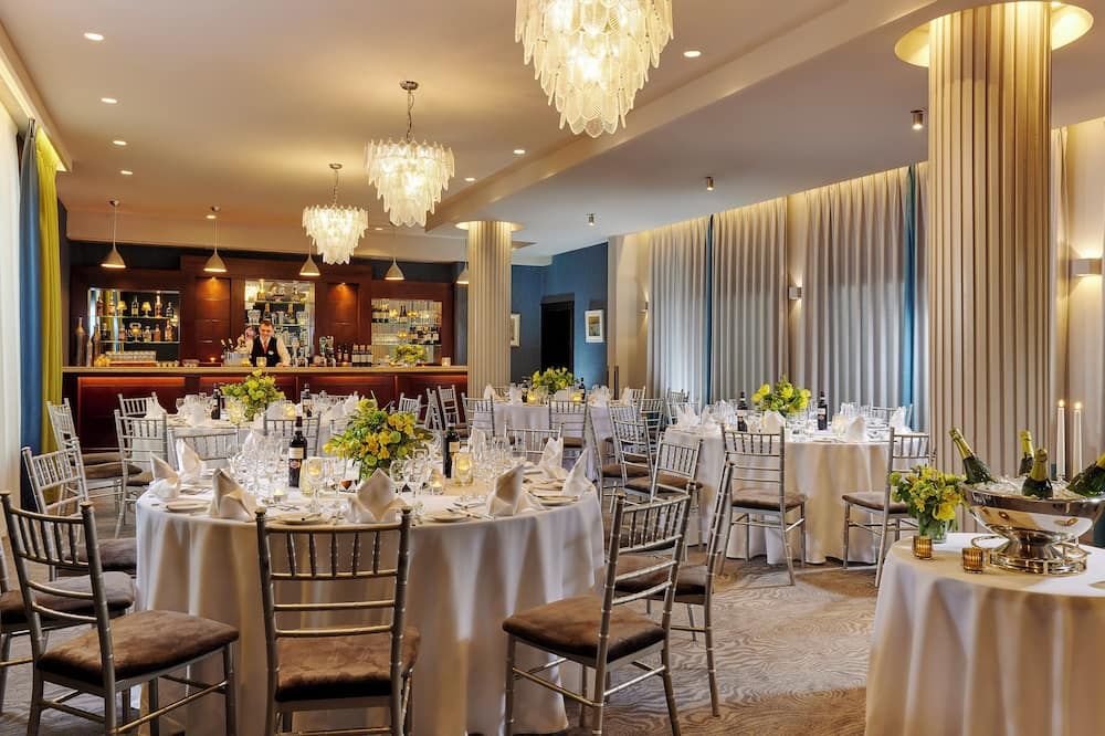 Banquet hall Photo