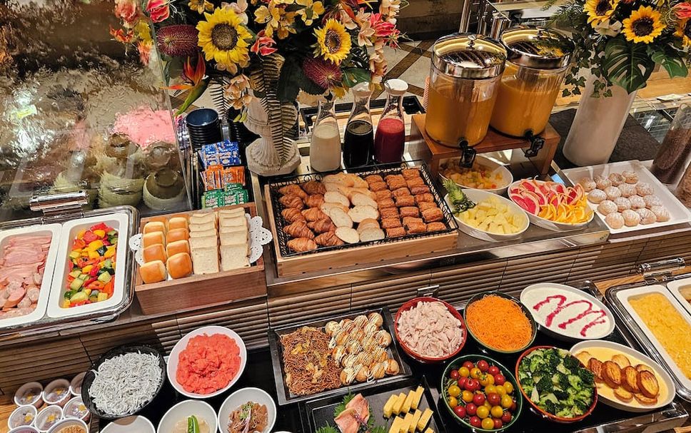 Buffet Photo