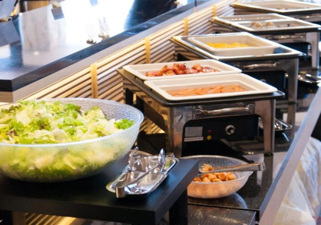 Buffet Photo