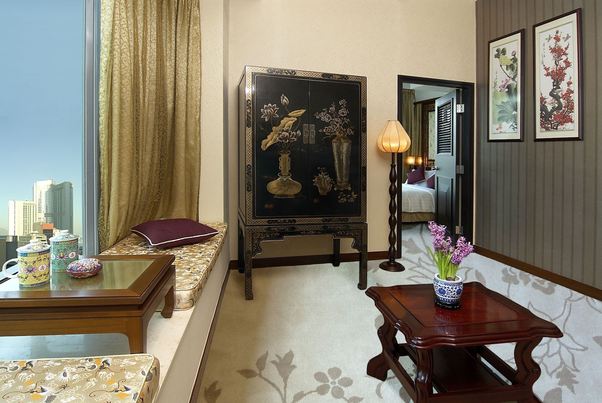 Room amenity