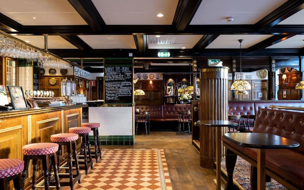 Bar Photo