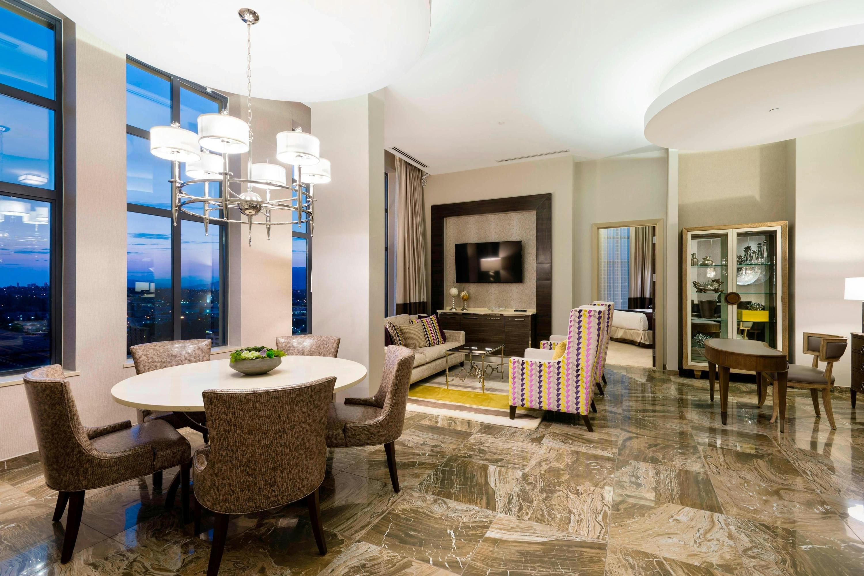 Dining room Photo