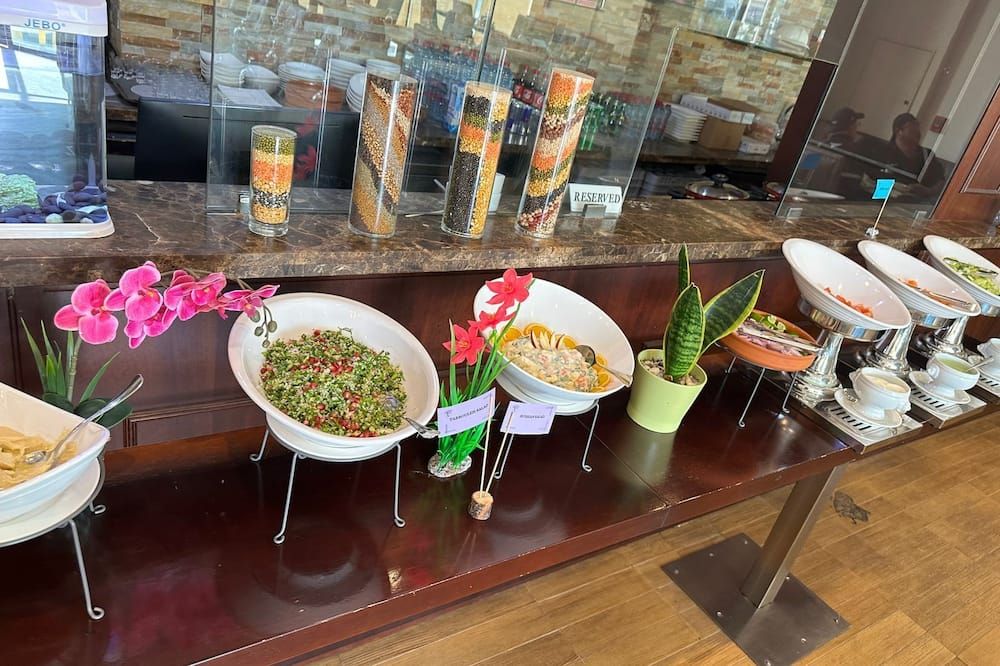 Buffet Photo