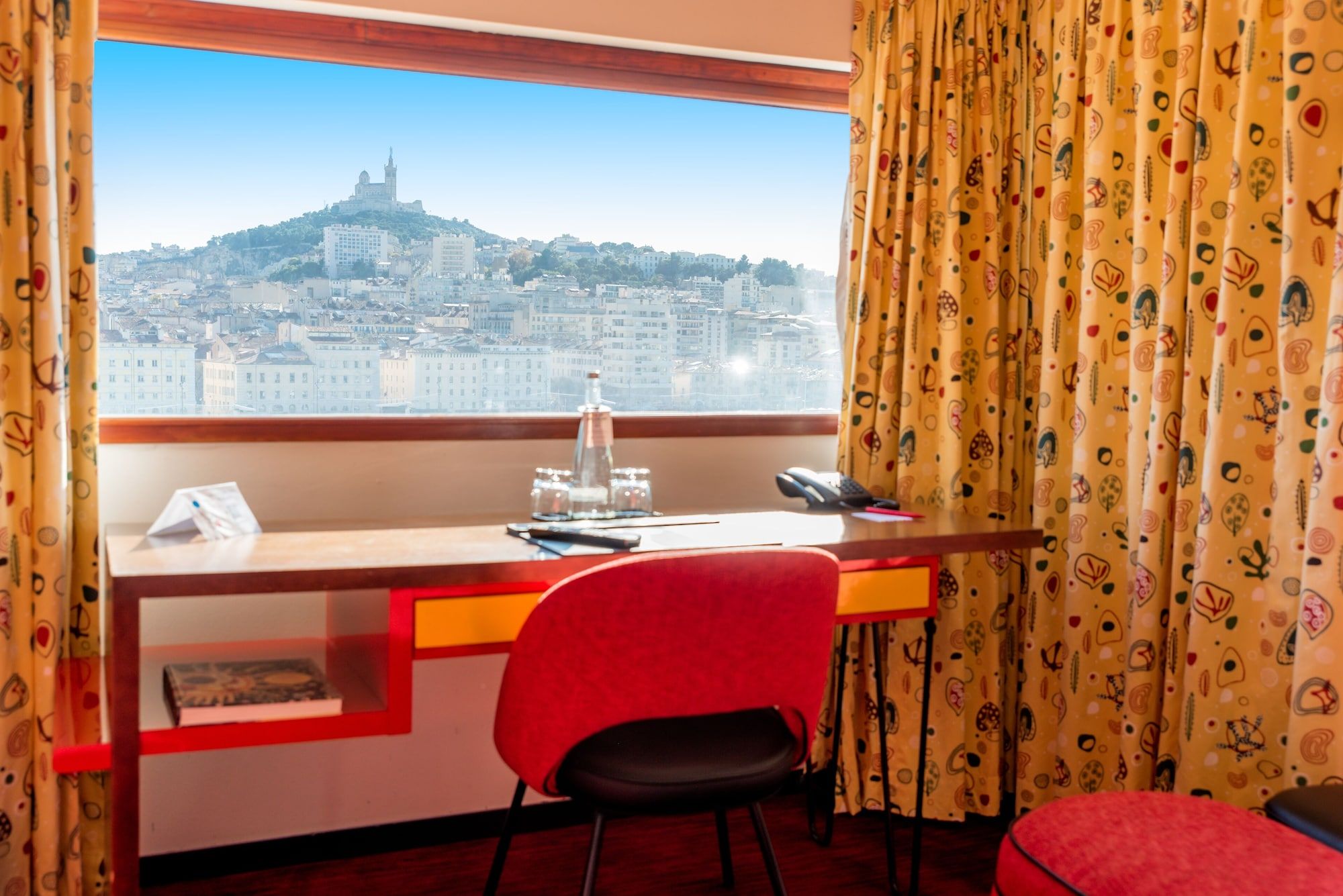 Room amenity