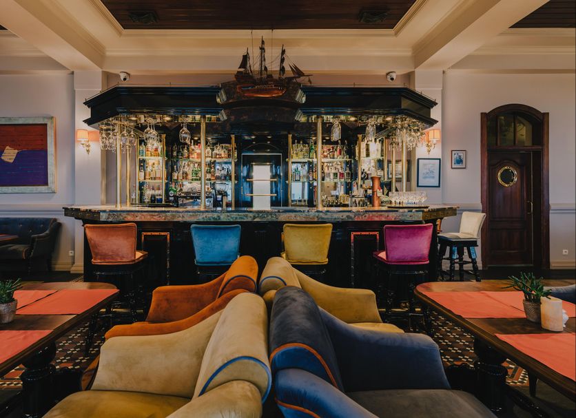 Bar Photo