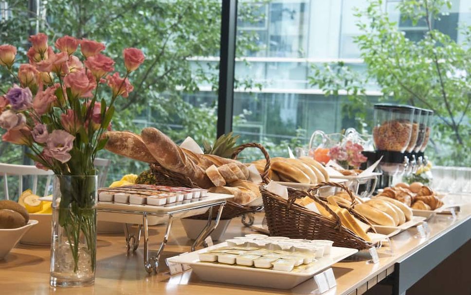 Buffet Photo
