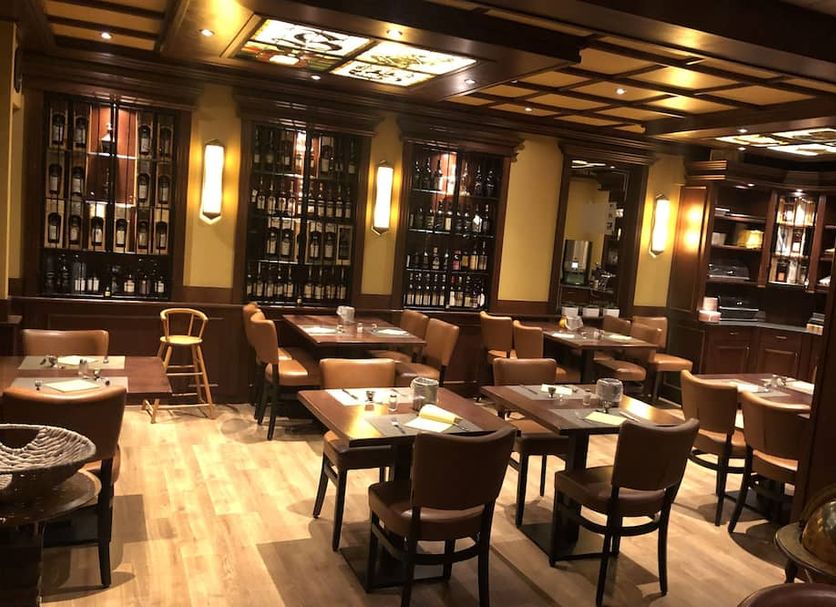 Restaurant Photo