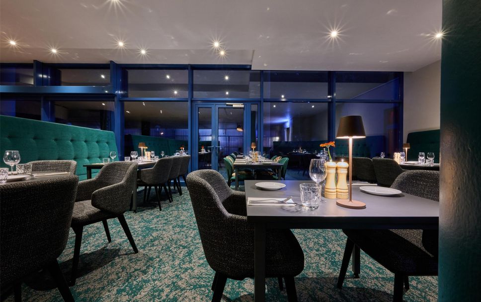 Restaurant Photo